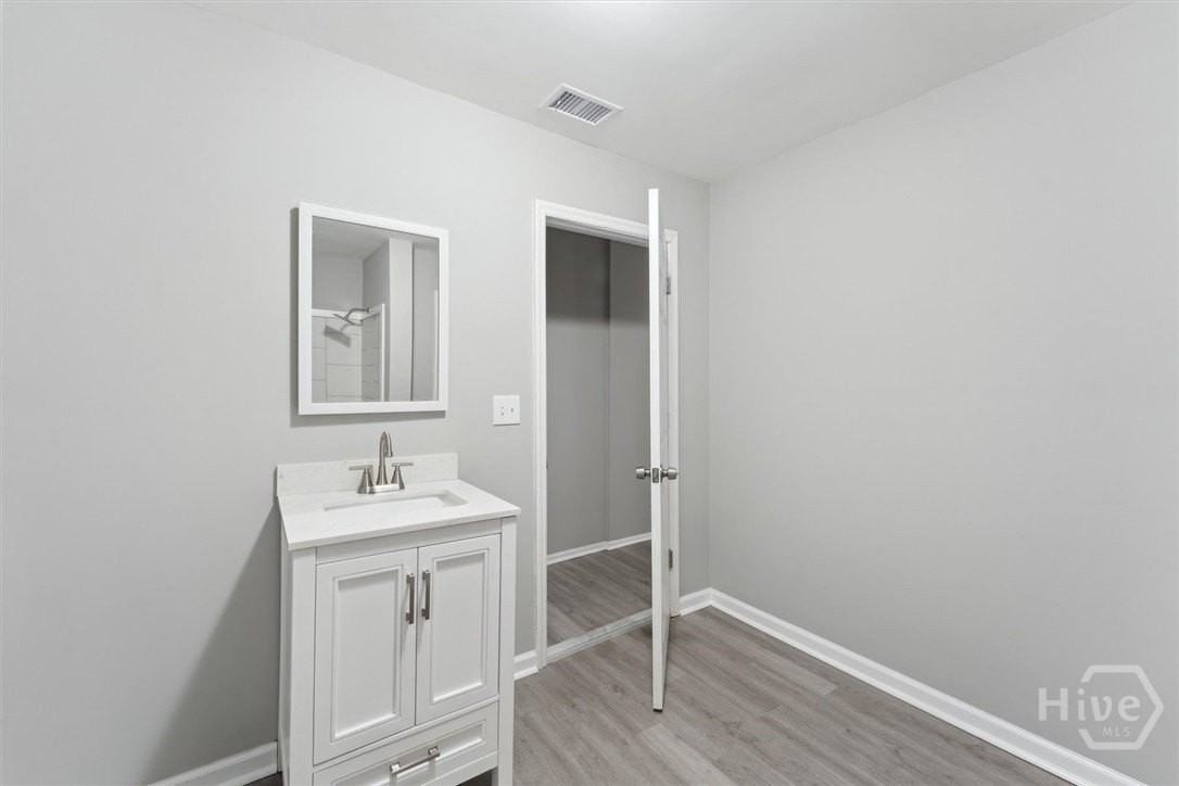 2120 Bulloch St Unit 2122 #2122 - Photo 4 of 10