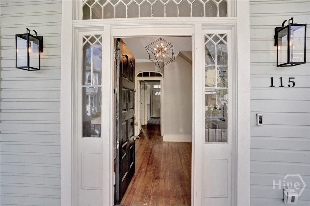 115 W 34th St - Photo 2 of 22