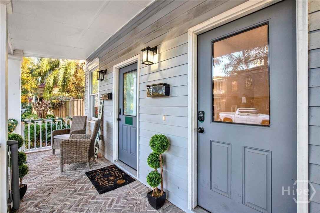 221 W Duffy St - Photo 5 of 30