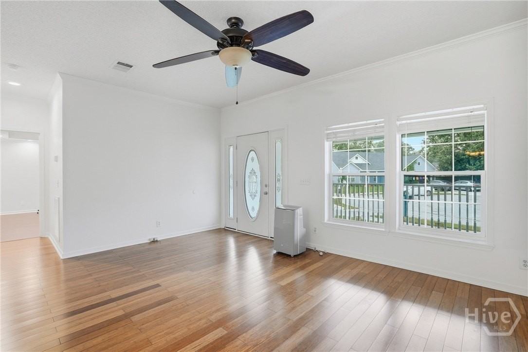 25 Hamilton Ct - Photo 7 of 33