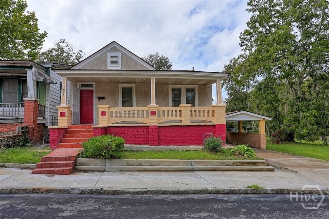 1023 W 37th St - Photo 4 of 45