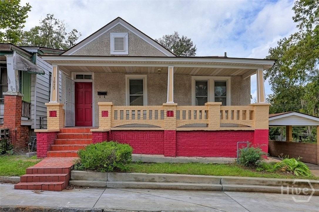 1023 W 37th St - Photo 5 of 45