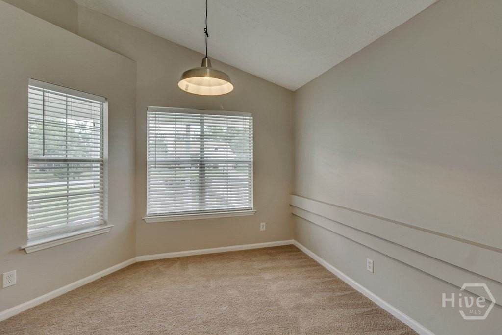 710 Osprey Dr - Photo 5 of 22