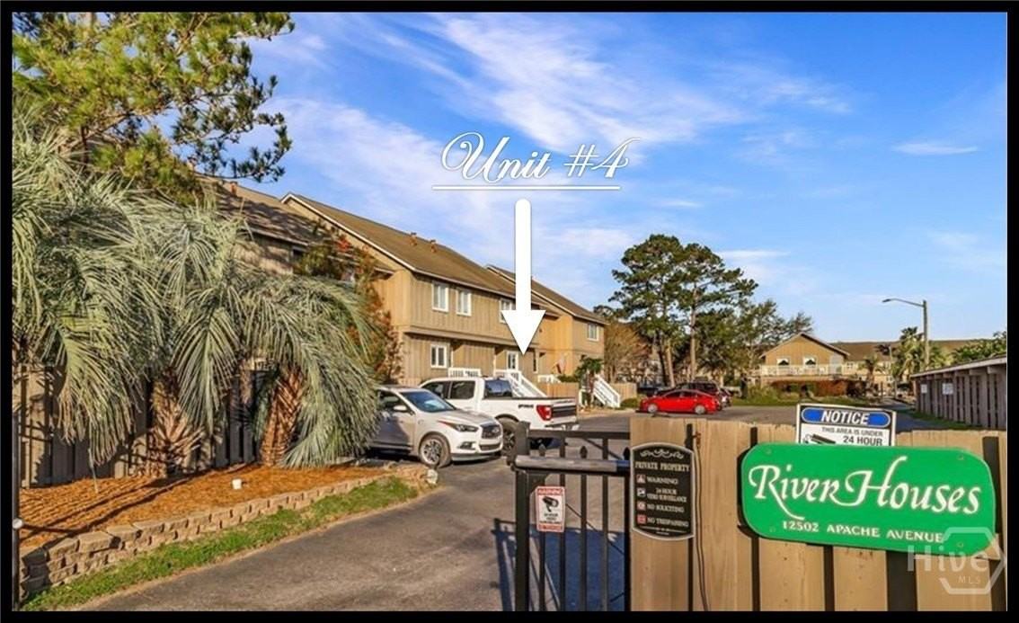 12502 Apache Ave Apt 4 #4 - Photo 4 of 17