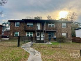 2511 Oak Forest Dr Apt B #B - Photo 1 of 1