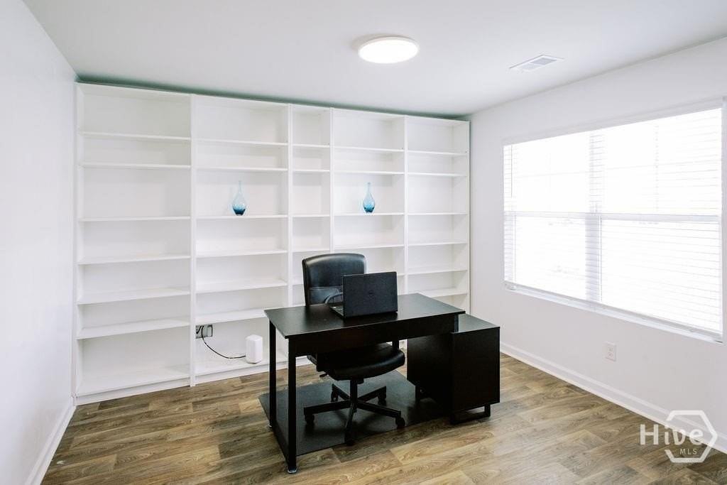 123 Skylark Rd - Photo 3 of 22