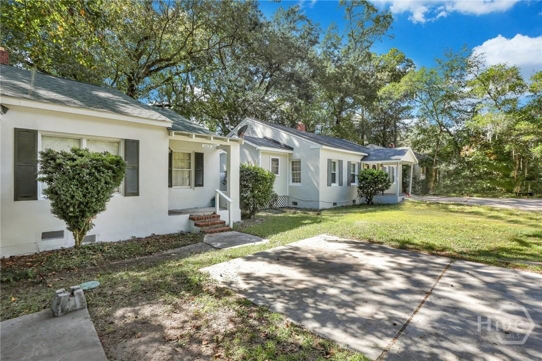 1313 E 55th St - Photo 6 of 50