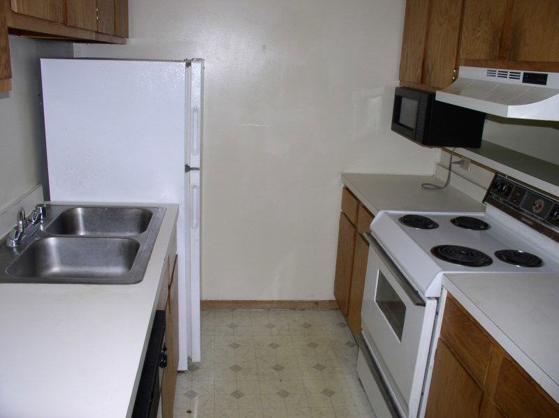 1314 Tennessee St #4 - Photo 4 of 5