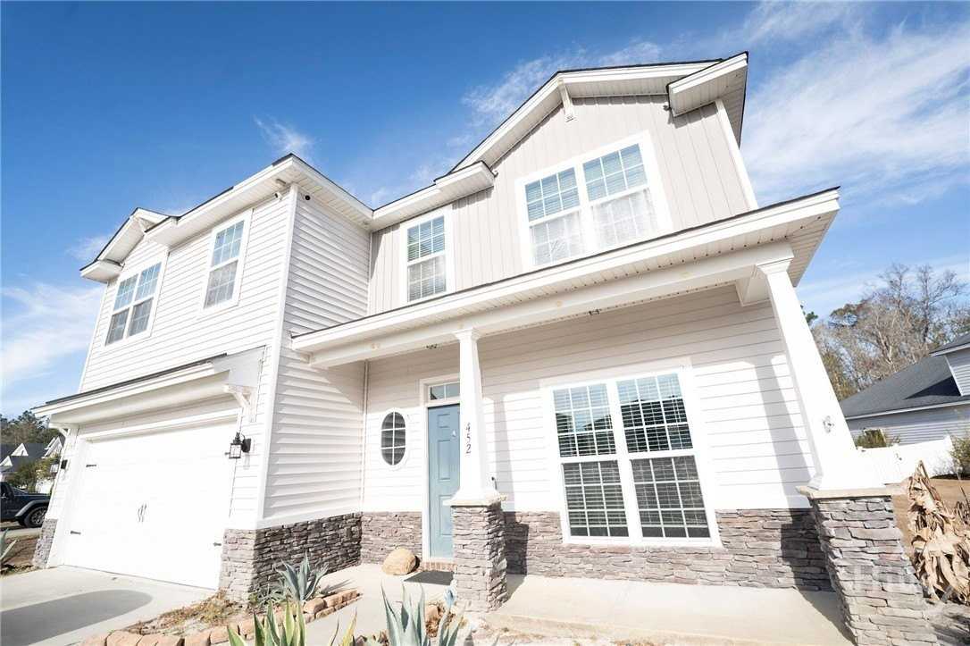 452 Sunbury Dr - Photo 2 of 44