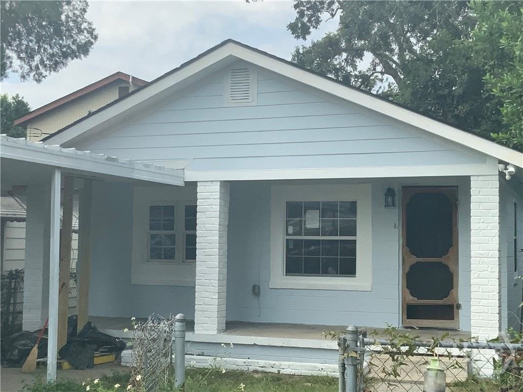 19 Burke Ave - Photo 4 of 4