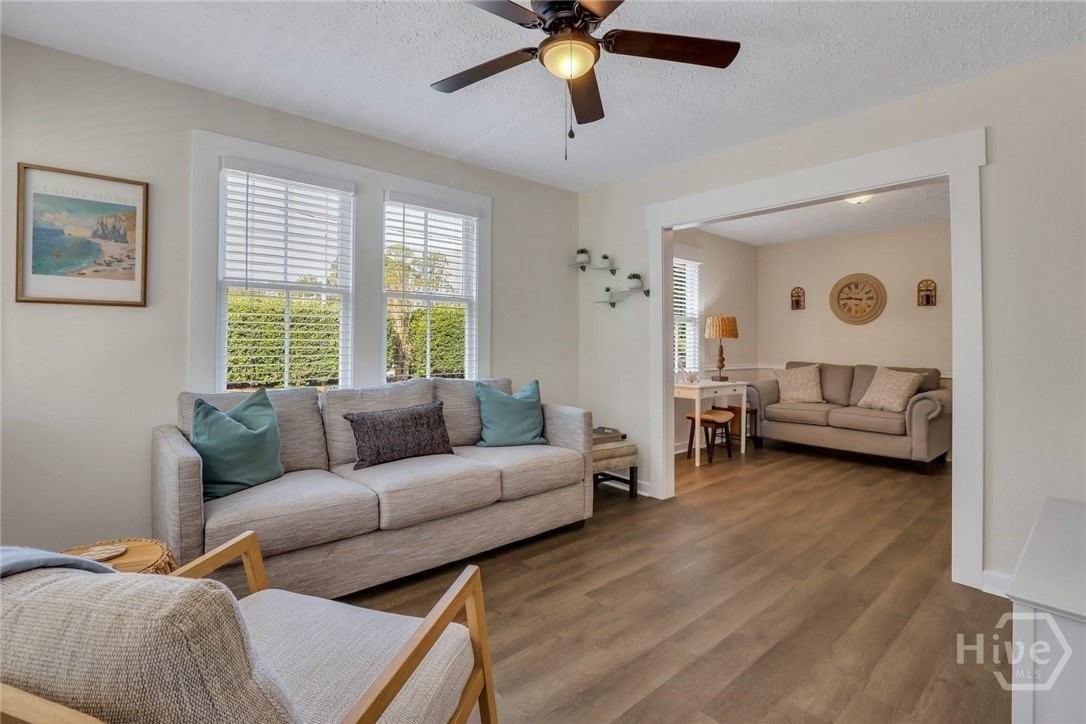 10095 Ferguson Ave - Photo 7 of 39