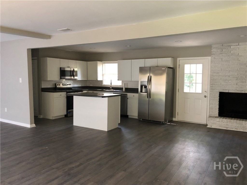 11104 Largo Dr - Photo 4 of 12