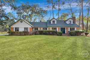 featured image of 15 Coffee Woods Dr