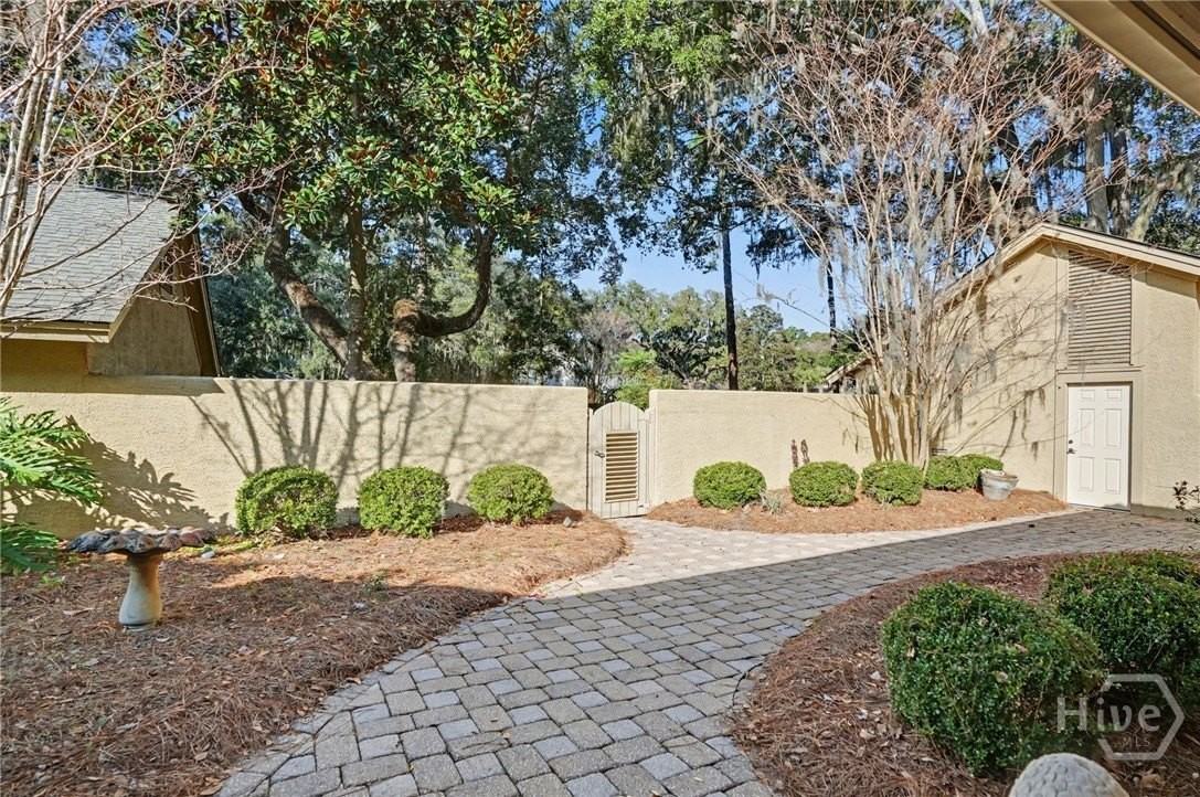 1 Tapestry Ln - Photo 7 of 30