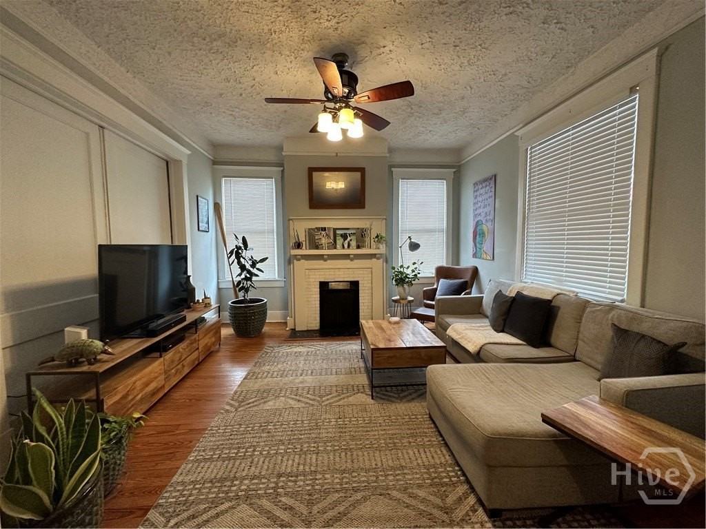 224 E Duffy St - Photo 7 of 16