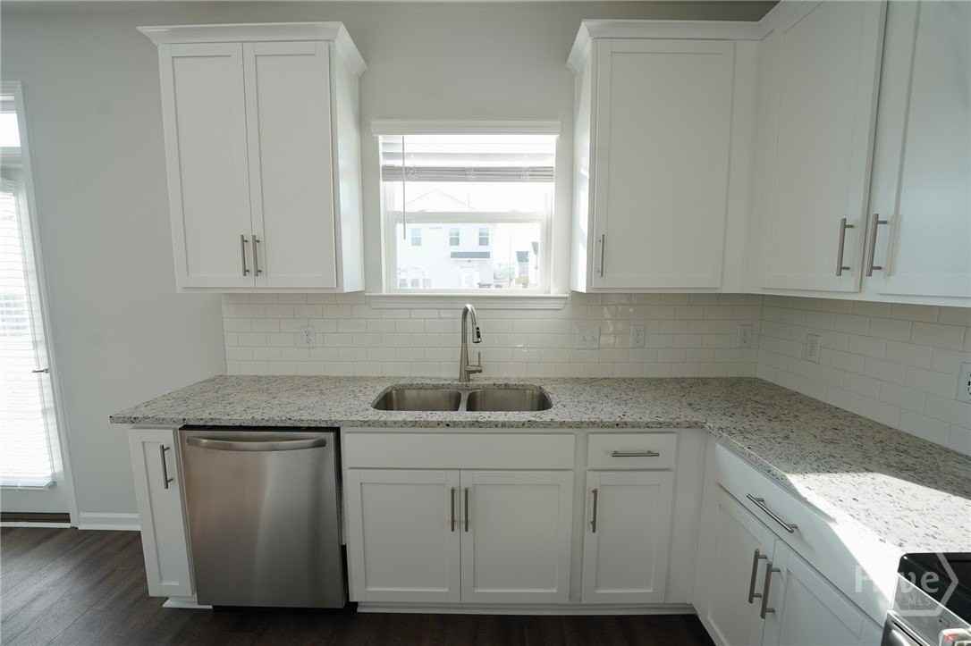 257 Brookline Dr - Photo 6 of 24