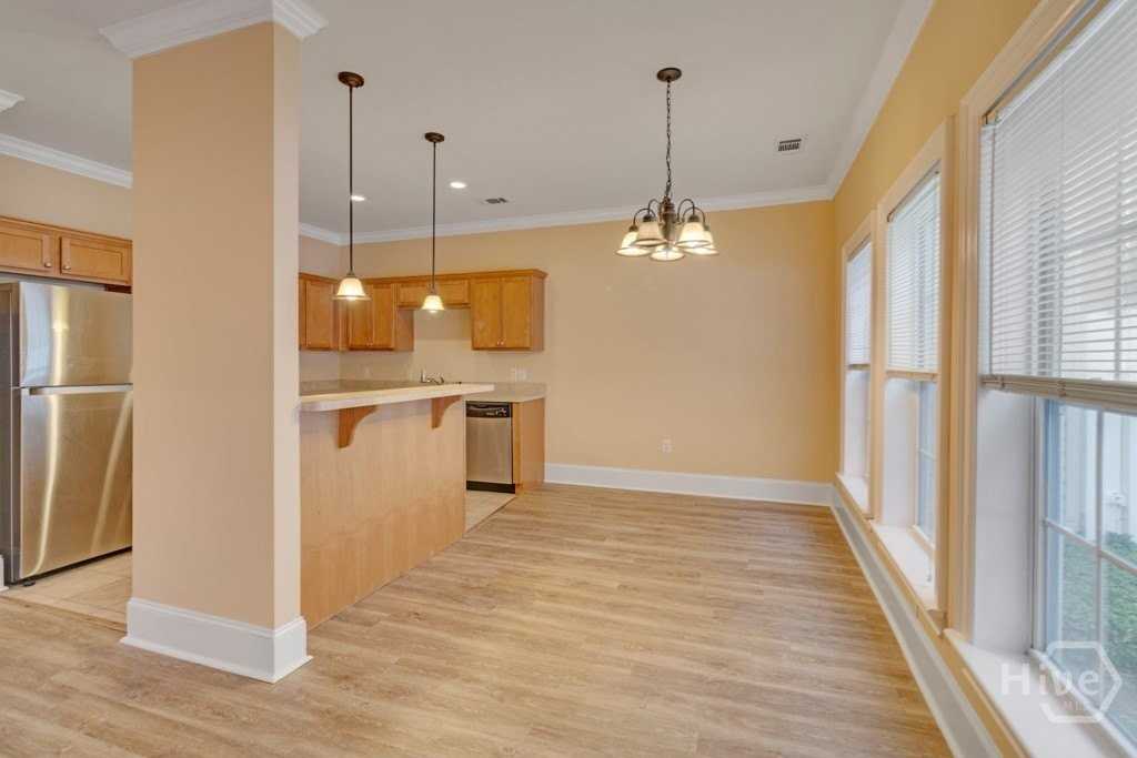 102 Kendal Ct - Photo 6 of 19