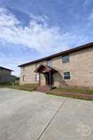 featured image of 113 Woodhouse Ln Apt B #B