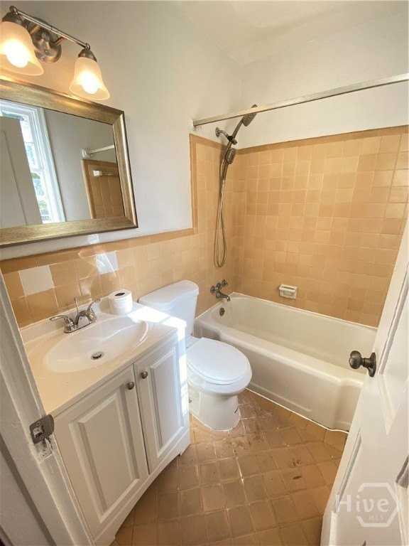 1812 E 39th St - Photo 5 of 7