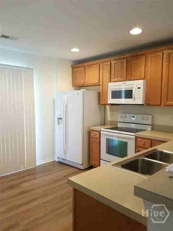 125 Fairgreen St - Photo 7 of 16