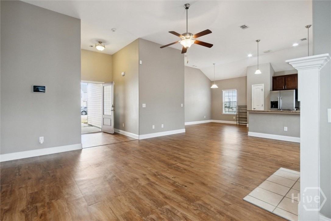 151 Waverly Way - Photo 6 of 35