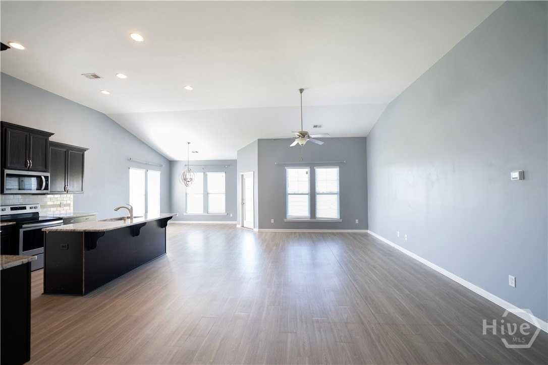 190 Brickhill Cir - Photo 3 of 21