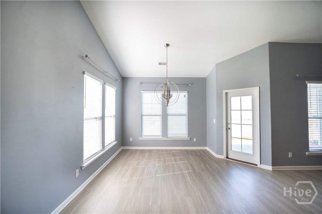 190 Brickhill Cir - Photo 7 of 21