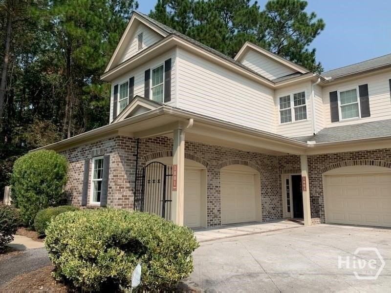 1801 Woodside Rdg - Photo 2 of 32