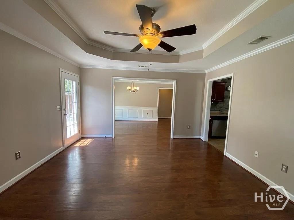 231 Augusta Way - Photo 6 of 31