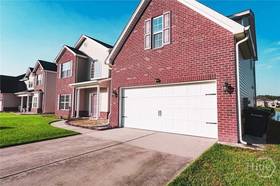 25 Litchfield Dr - Photo 3 of 48