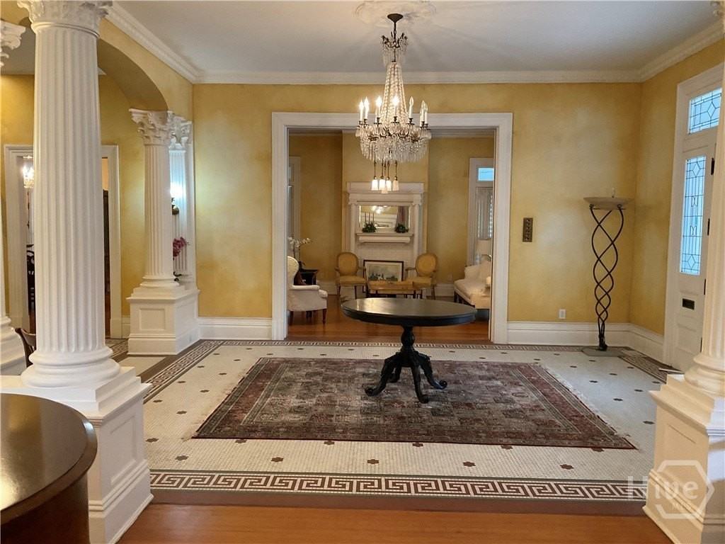 920 E Victory Dr - Photo 5 of 28