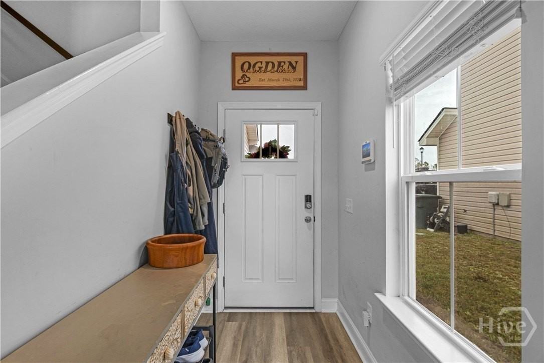 71 Centennial Ct - Photo 3 of 18