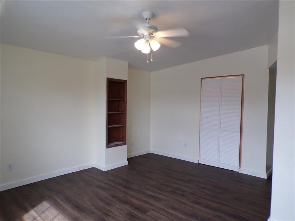 1503 N Water St - Photo 7 of 10