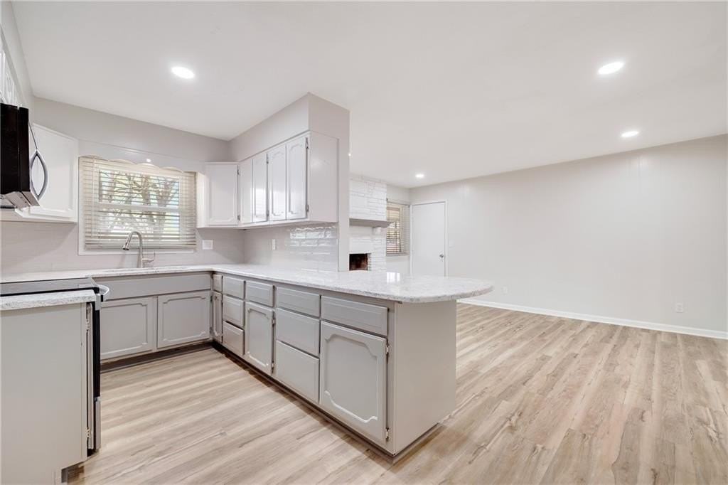 108 W Walnut St - Photo 6 of 25