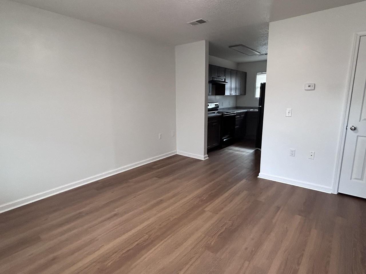 47 Driftwood Cir Apt 1 #1 - Photo 5 of 8