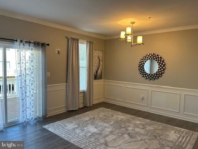 215 Keenan Way - Photo 5 of 26