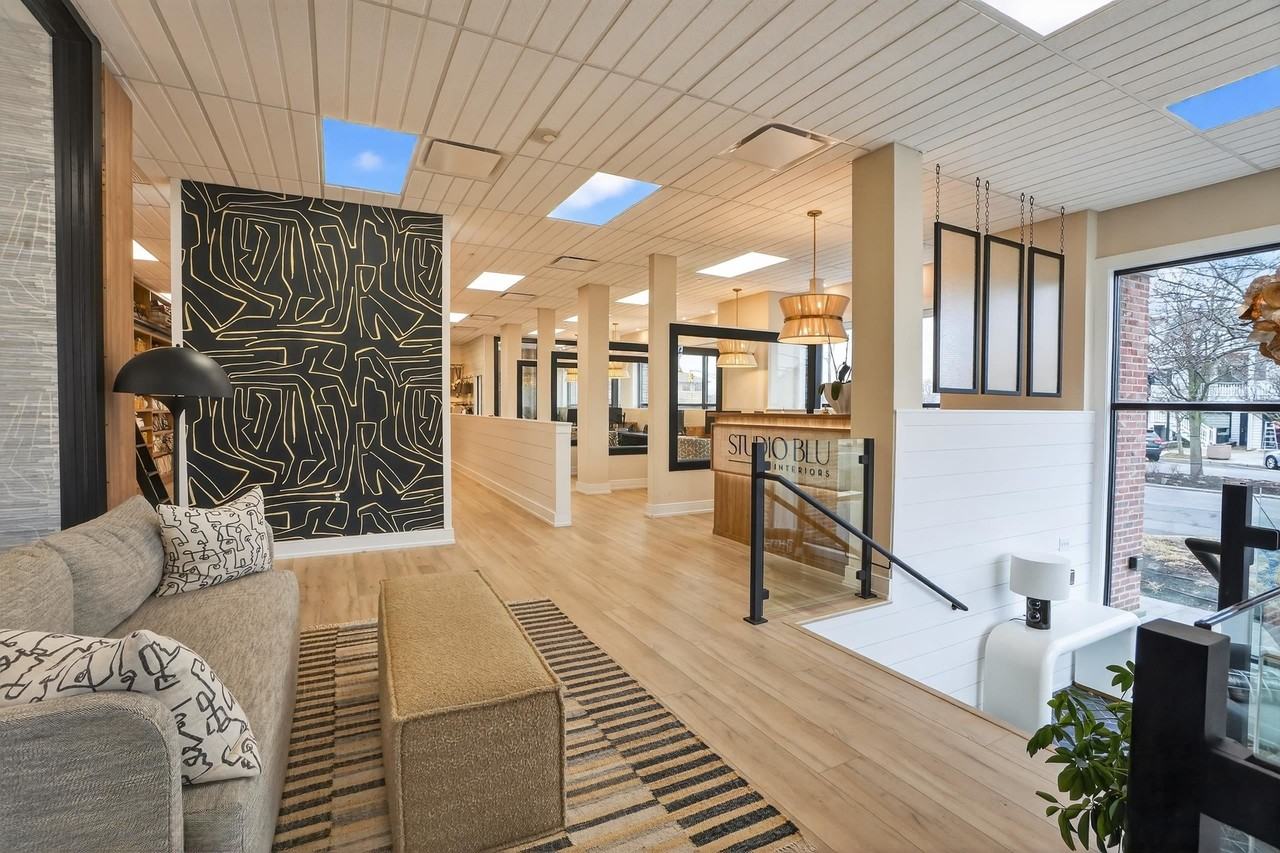 2905 Dune Dr - Photo 3 of 28