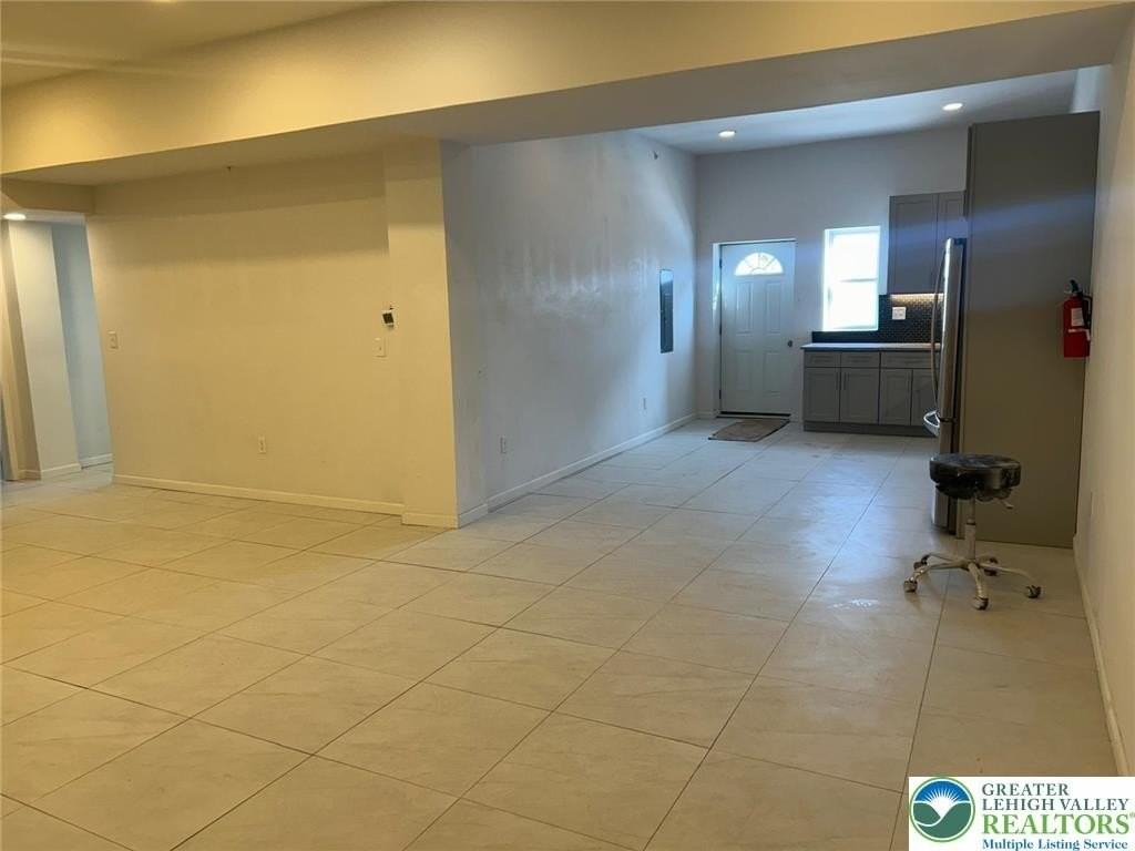 134 S 3rd St Apt B #B - Photo 5 of 19