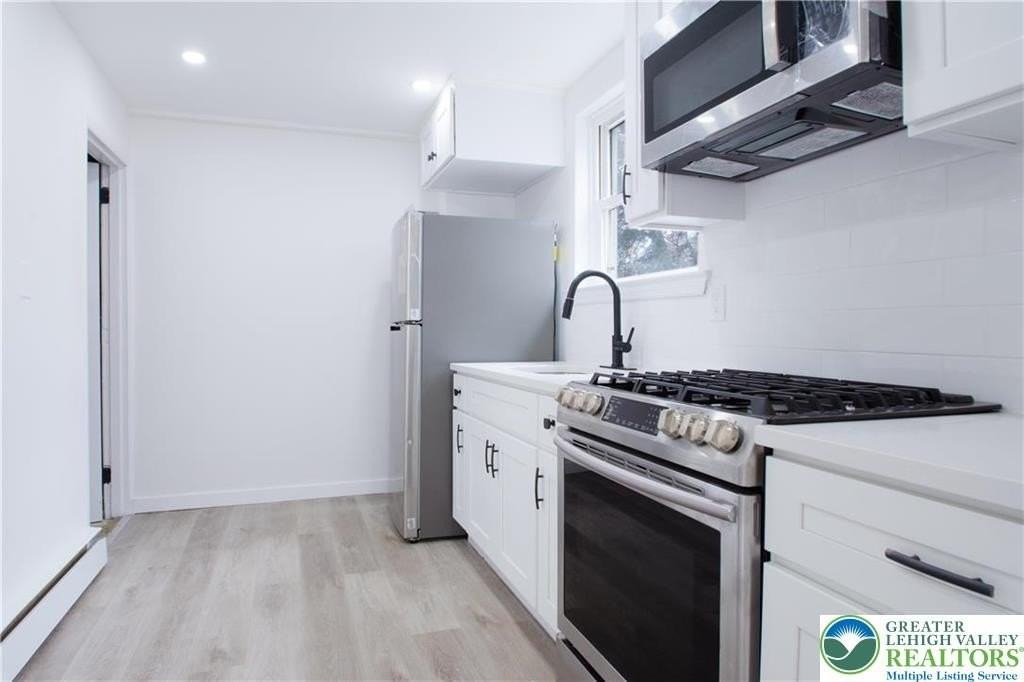 541 Jischke St - Photo 5 of 10