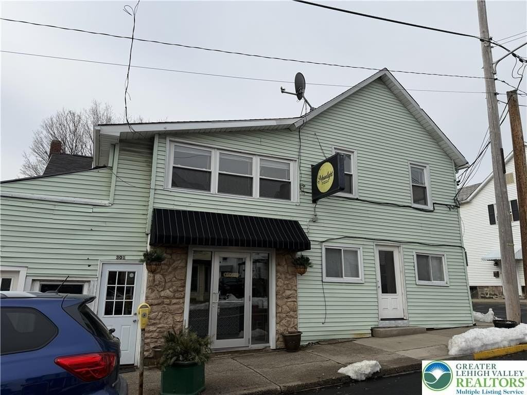 301 S Robinson Ave - Photo 2 of 8