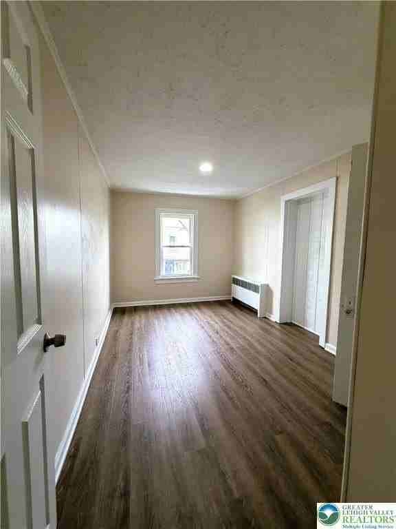 301 S Robinson Ave - Photo 6 of 8