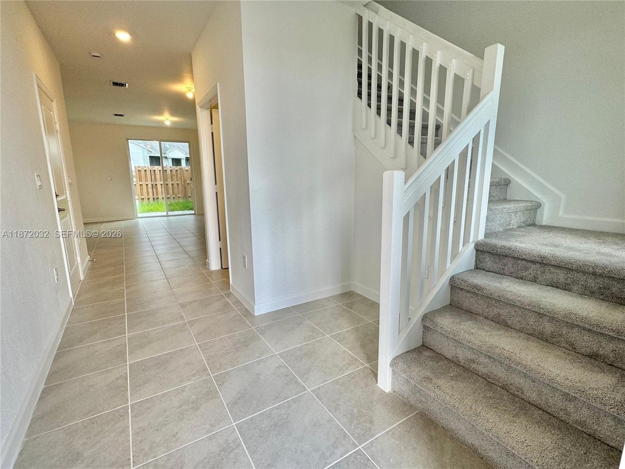 1355 Se 7th Ter #0 - Photo 4 of 17