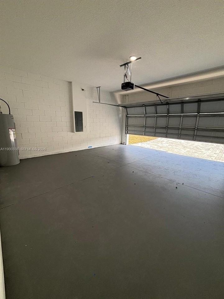 12828 Sw 73rd Ter #12828 - Photo 7 of 7