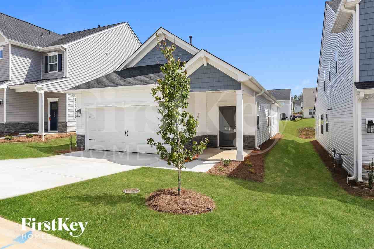 617 Goldburn Way - Photo 2 of 15