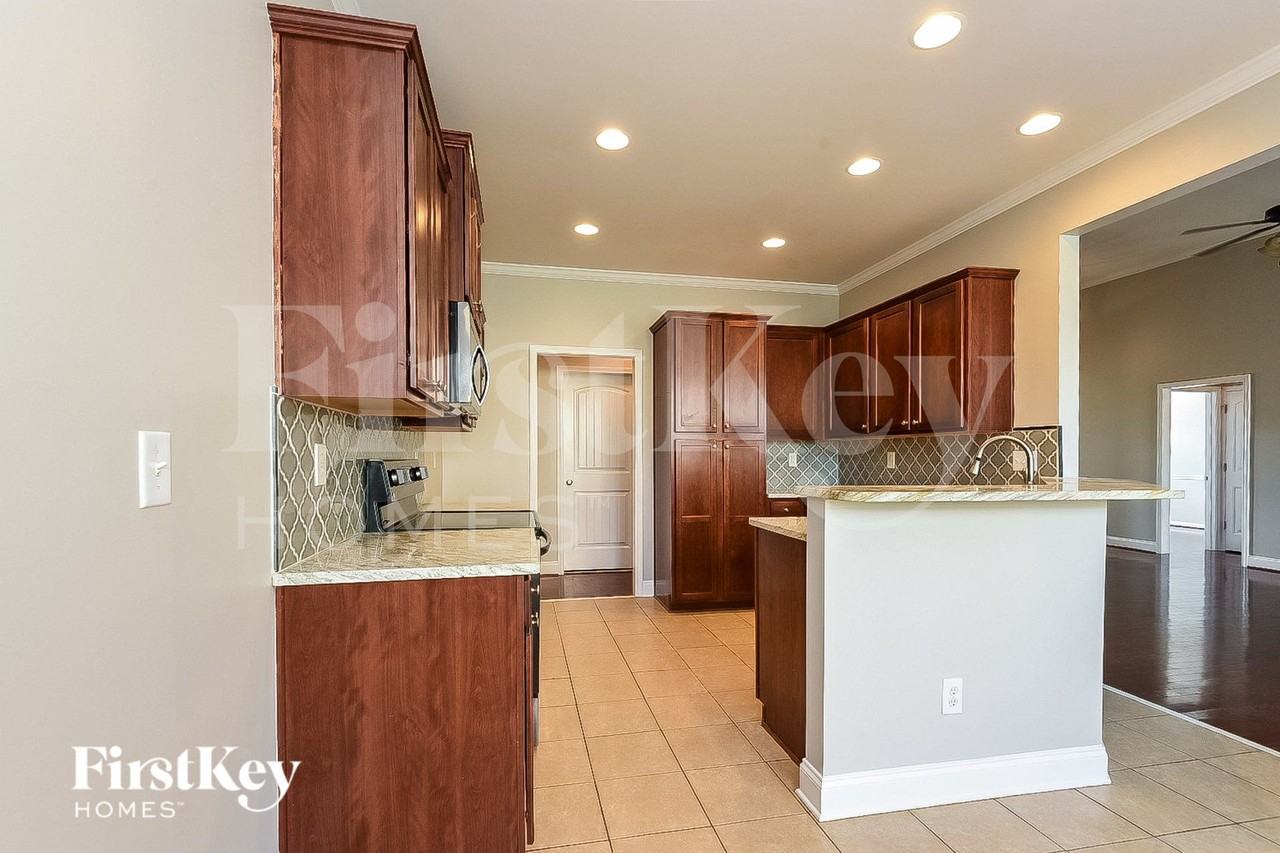 16 Cedar Way - Photo 5 of 15