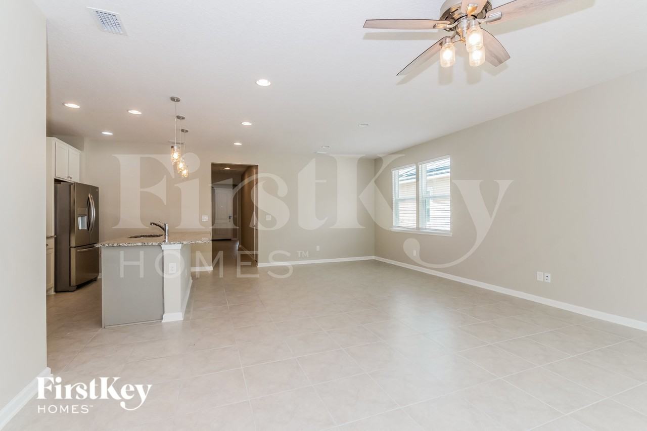 95460 Woodbridge Pkwy - Photo 3 of 15