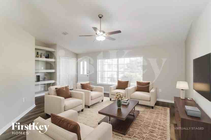 11040 Red Coach St - Photo 6 of 18