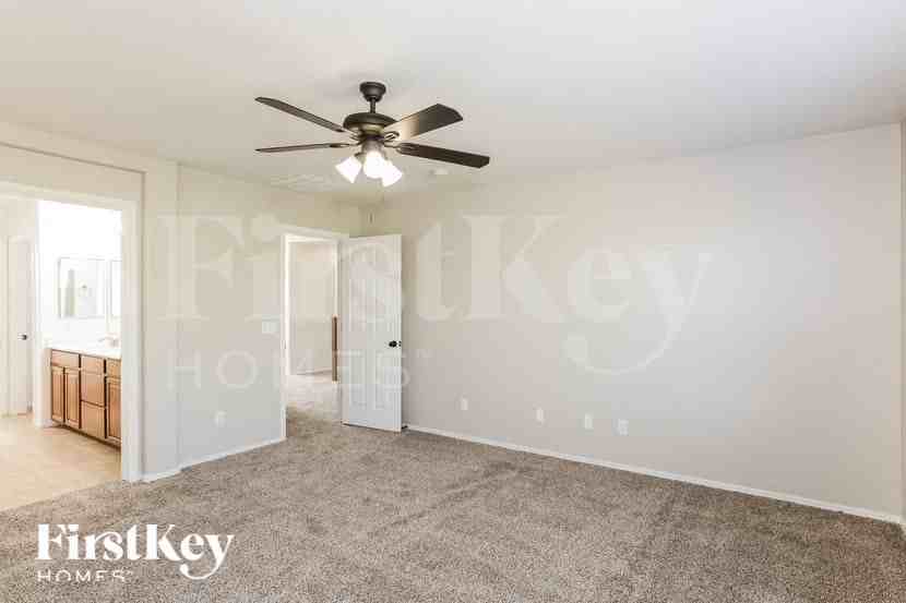 30467 N Gunderson Dr - Photo 7 of 15