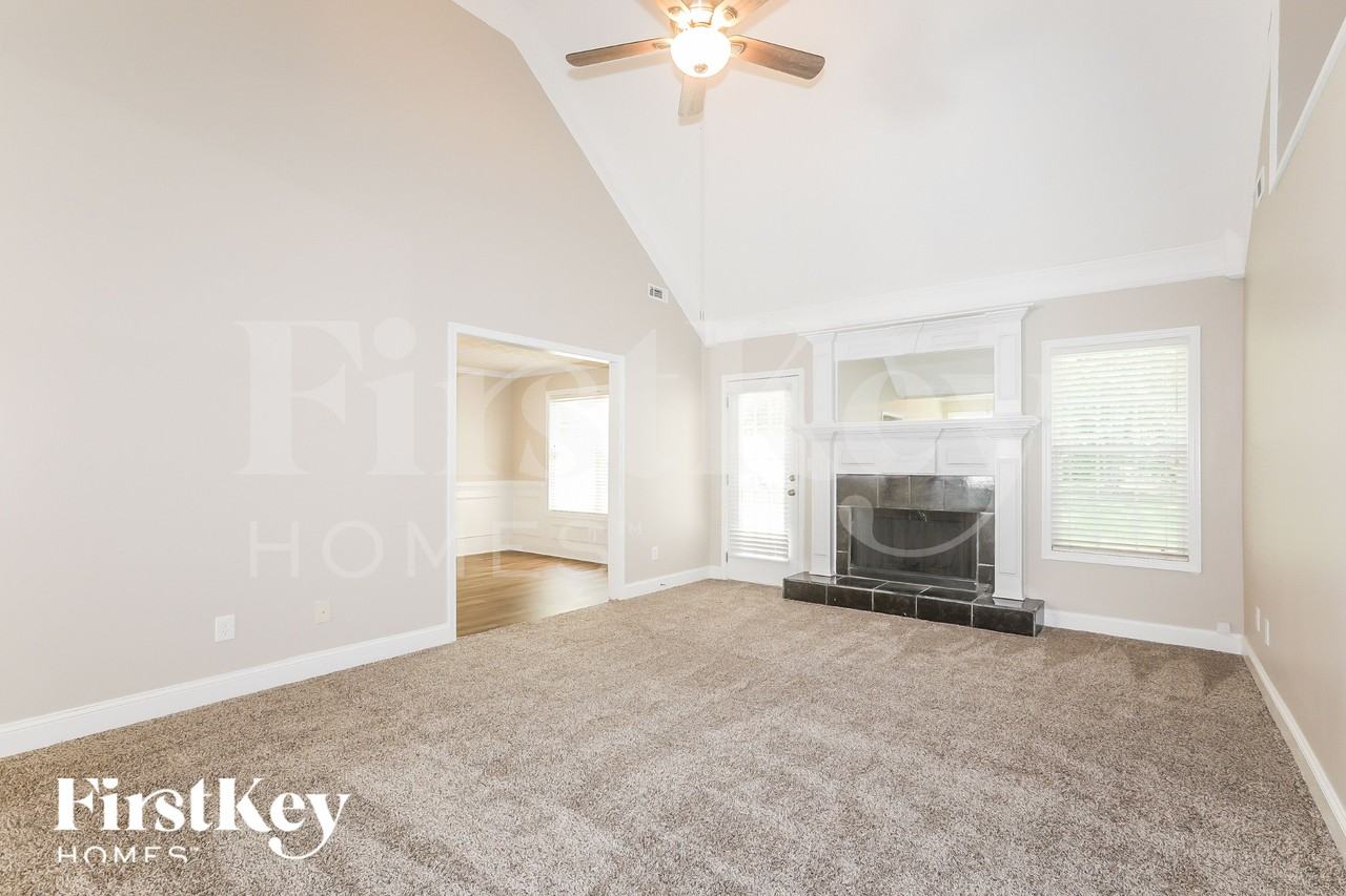 90 Wynfield Keep - Photo 2 of 15