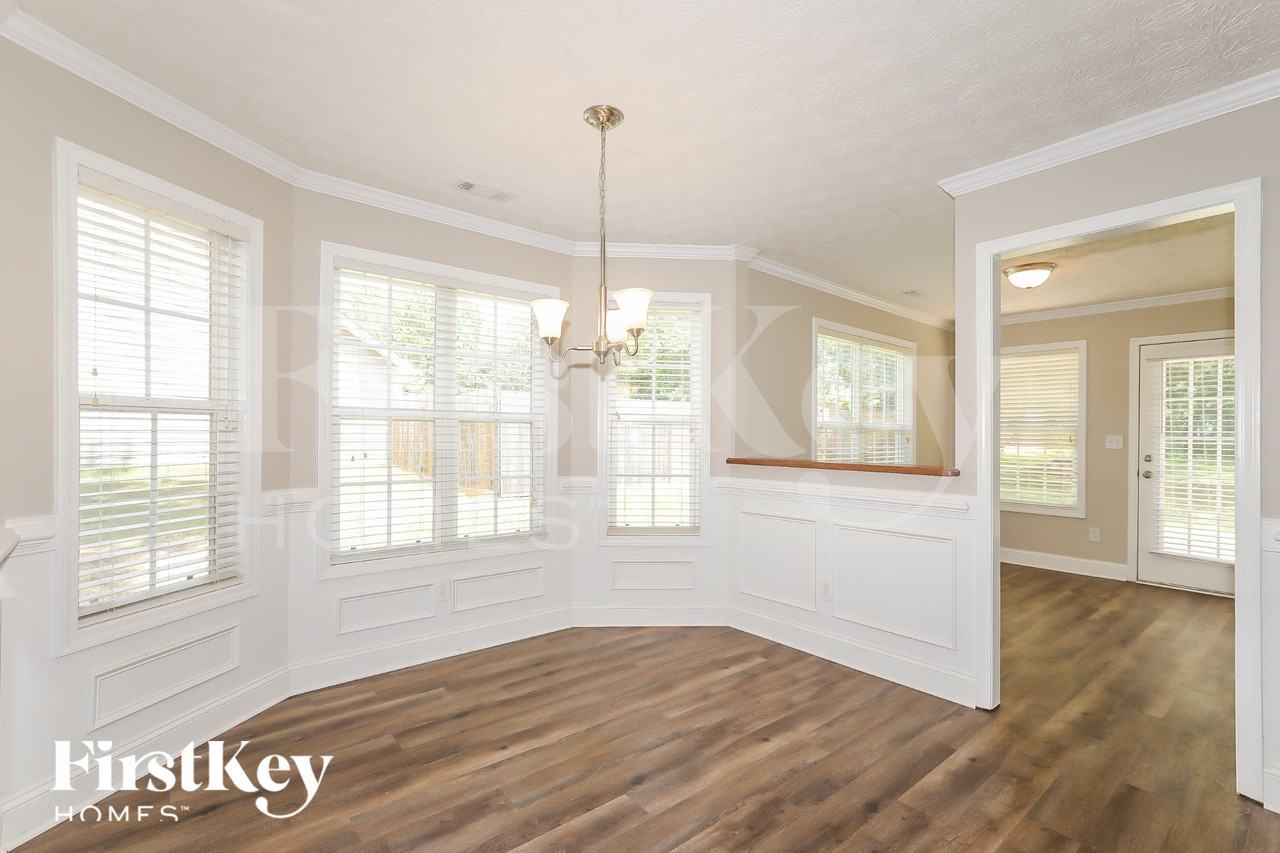 90 Wynfield Keep - Photo 3 of 15